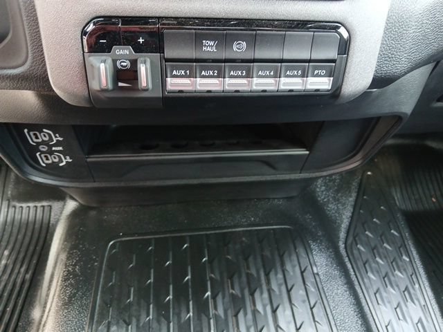 New 2026 RAM 3500 Tradesman w/ Chrome Appearance Group AWD/4WD image 26