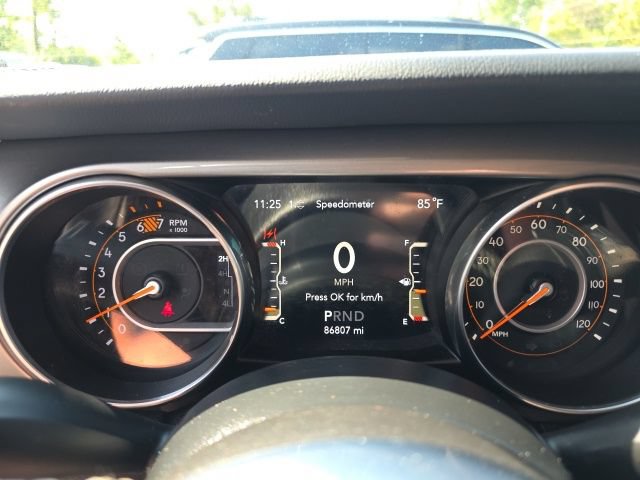 Used 2020 Jeep Wrangler Unlimited Sahara AWD/4WD image 15