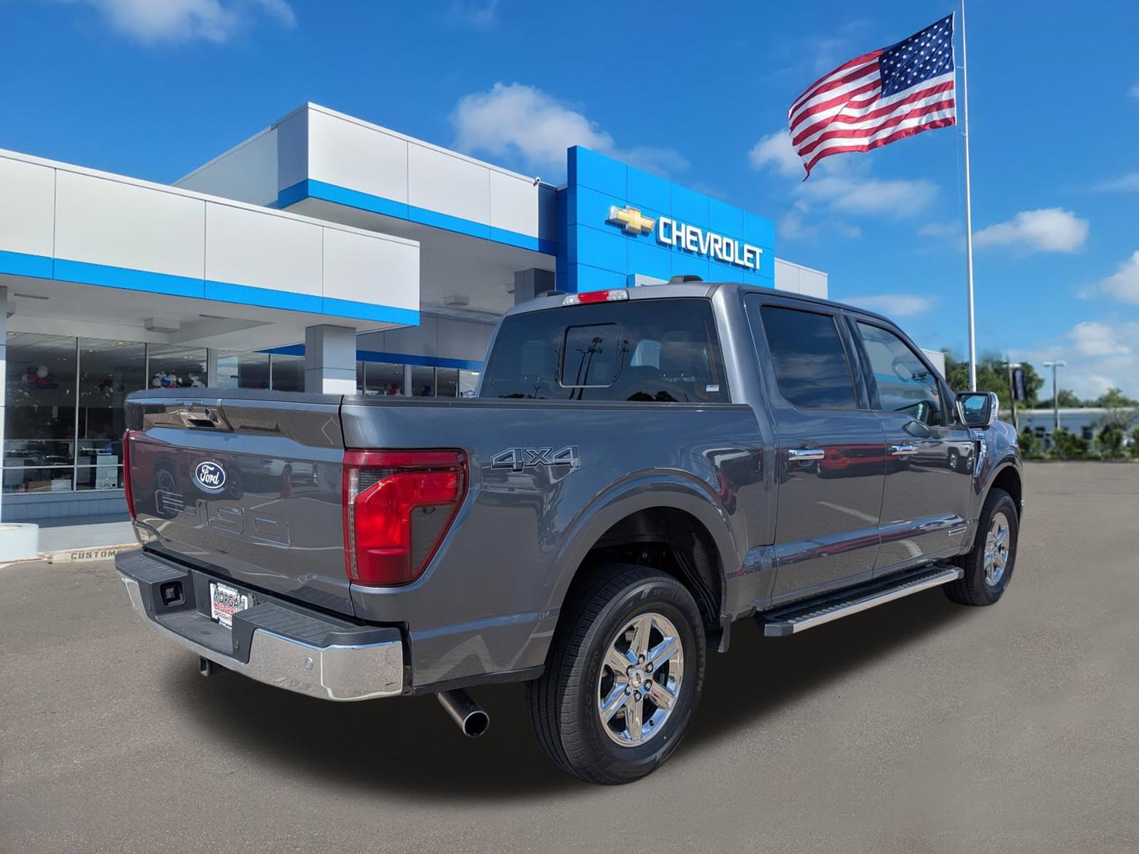 Used 2024 Ford F150 XLT w/ Equipment Group 302A MID image 4