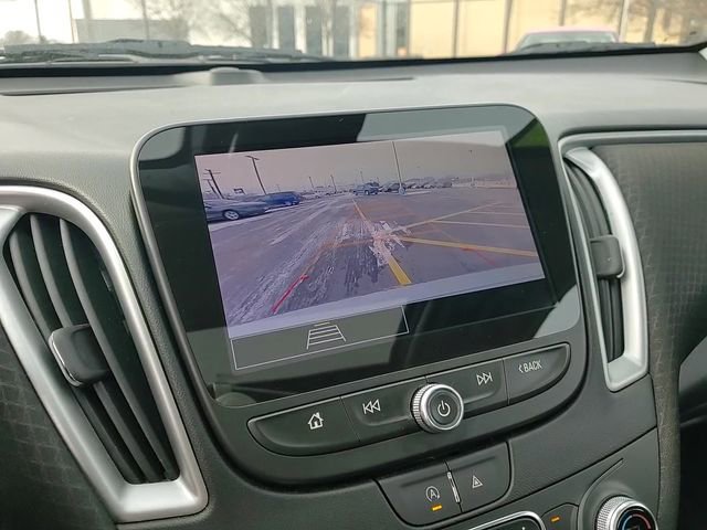 Used 2024 Chevrolet Malibu LT image 22