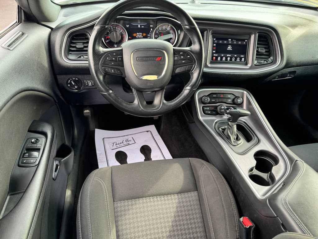 Used 2018 Dodge Challenger R/T RWD image 17