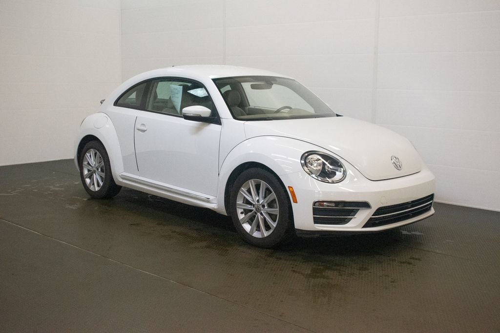 Used 2017 Volkswagen Beetle 1.8T SE