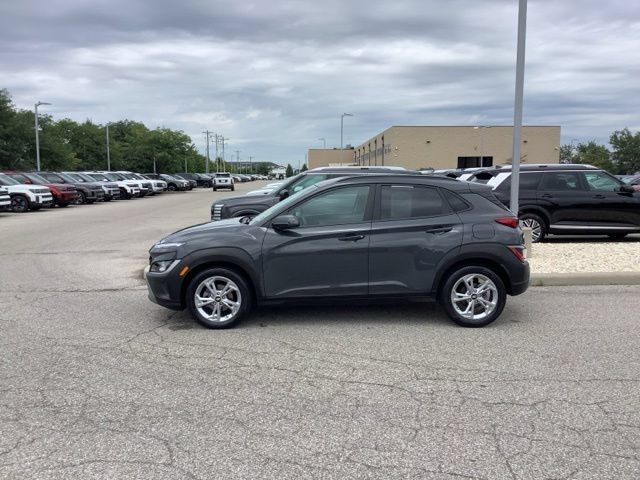 Certified 2023 Hyundai Kona SEL FWD image 3