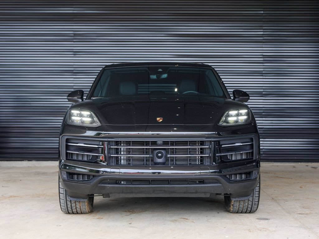 Certified 2025 Porsche Cayenne AWD/4WD image 10