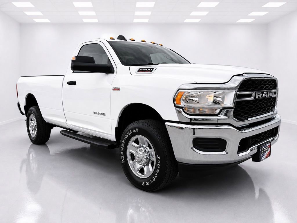 Used 2021 RAM 2500 Tradesman w/ Chrome Appearance Group AWD/4WD image 3