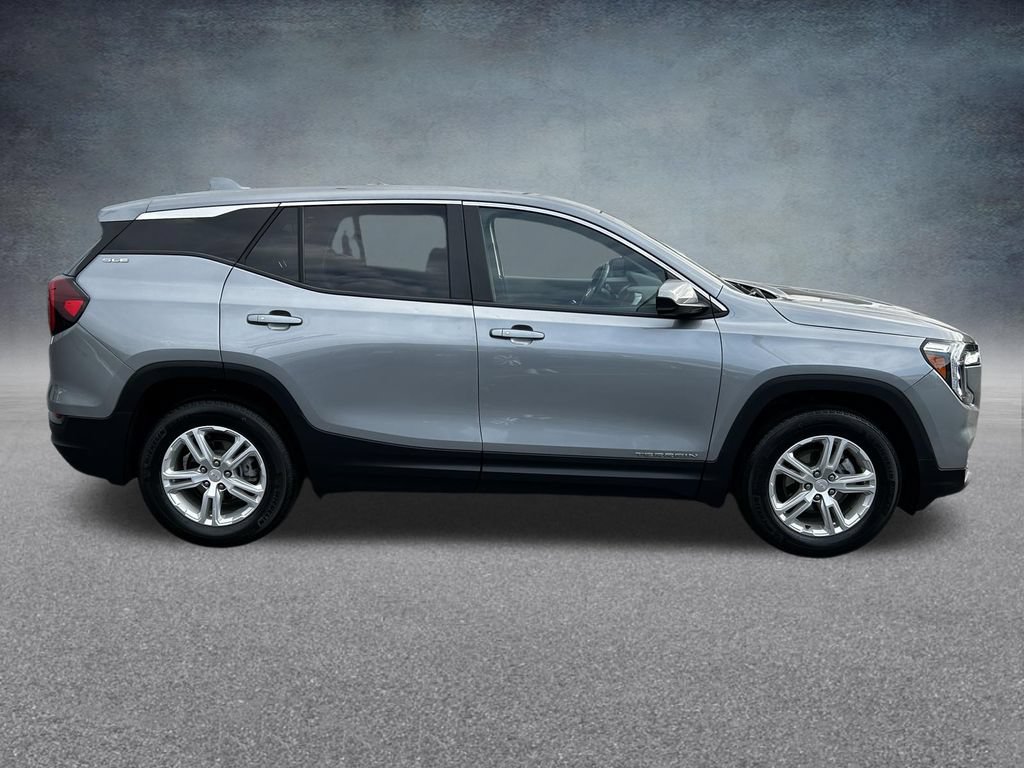 Used 2023 GMC Terrain SLE FWD image 26