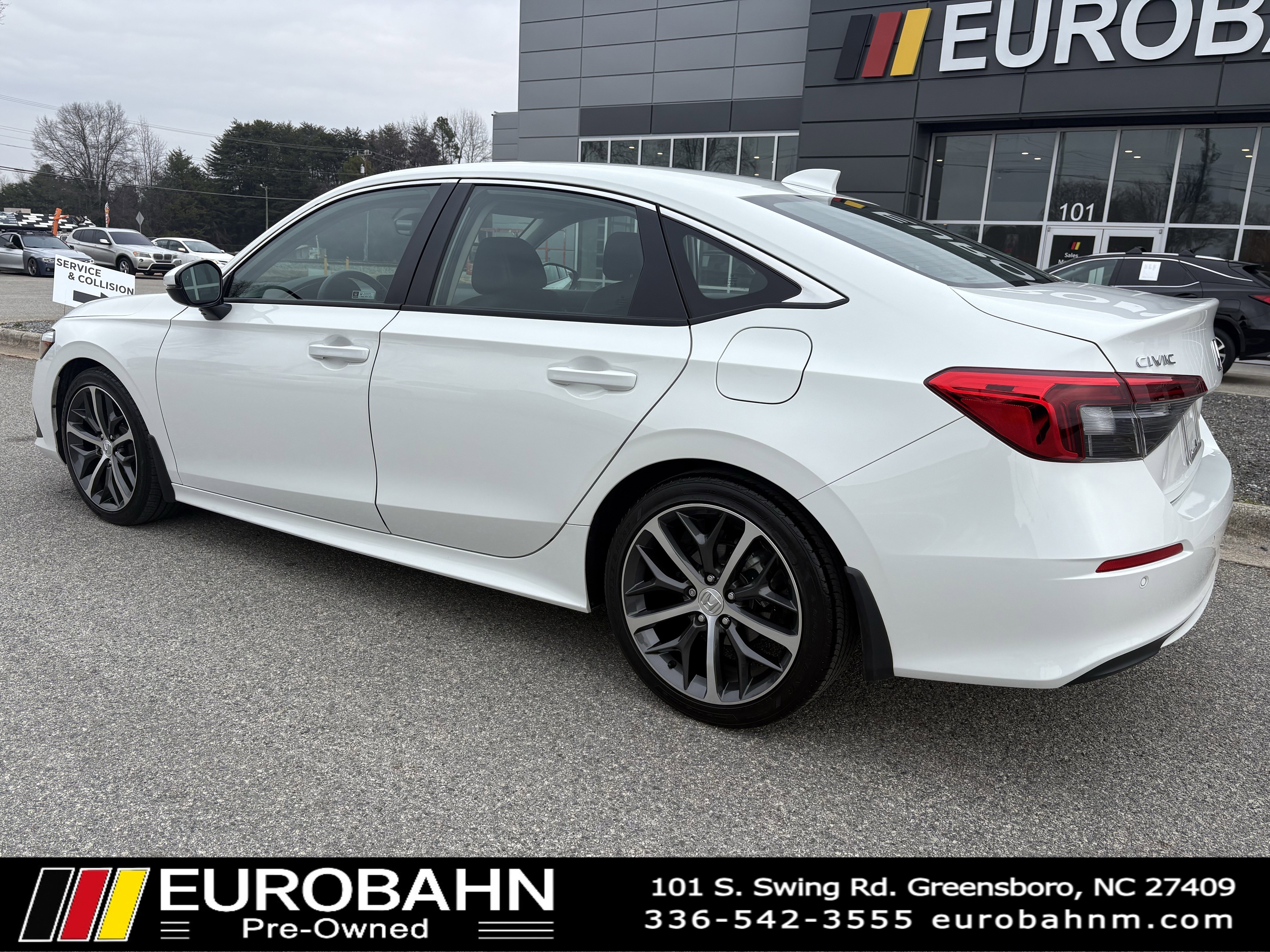 Used 2024 Honda Civic Touring image 27