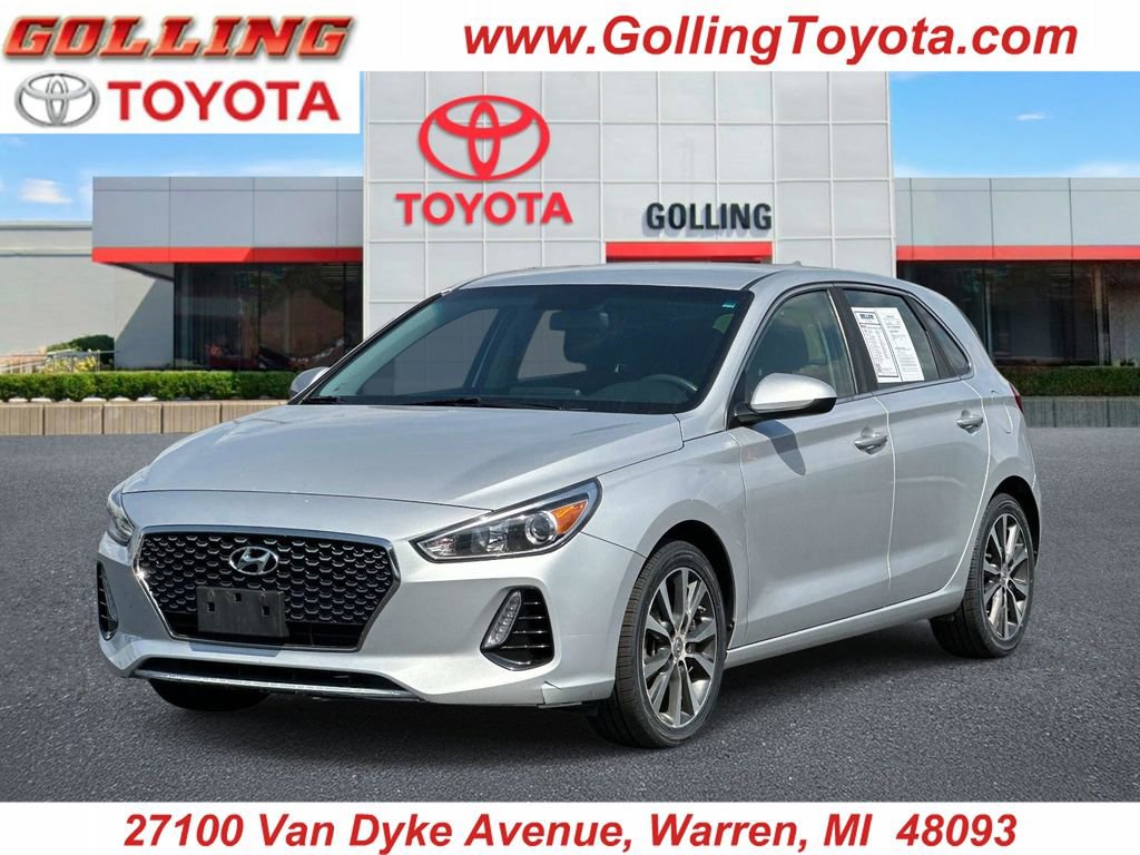 Used 2019 Hyundai Elantra GT FWD image 1