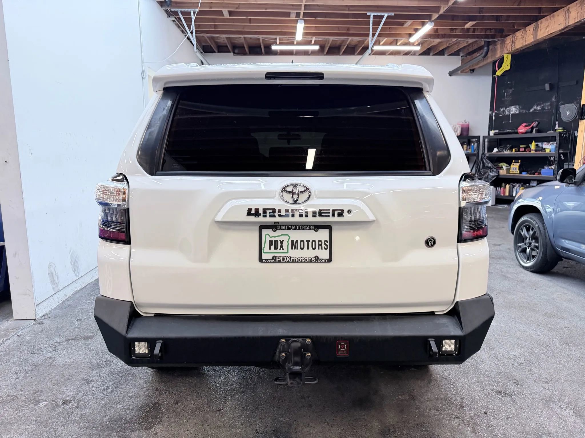 Used 2015 Toyota 4Runner SR5 image 6