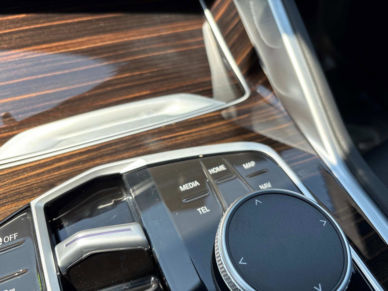 Used 2025 BMW X6 xDrive40i AWD/4WD image 23