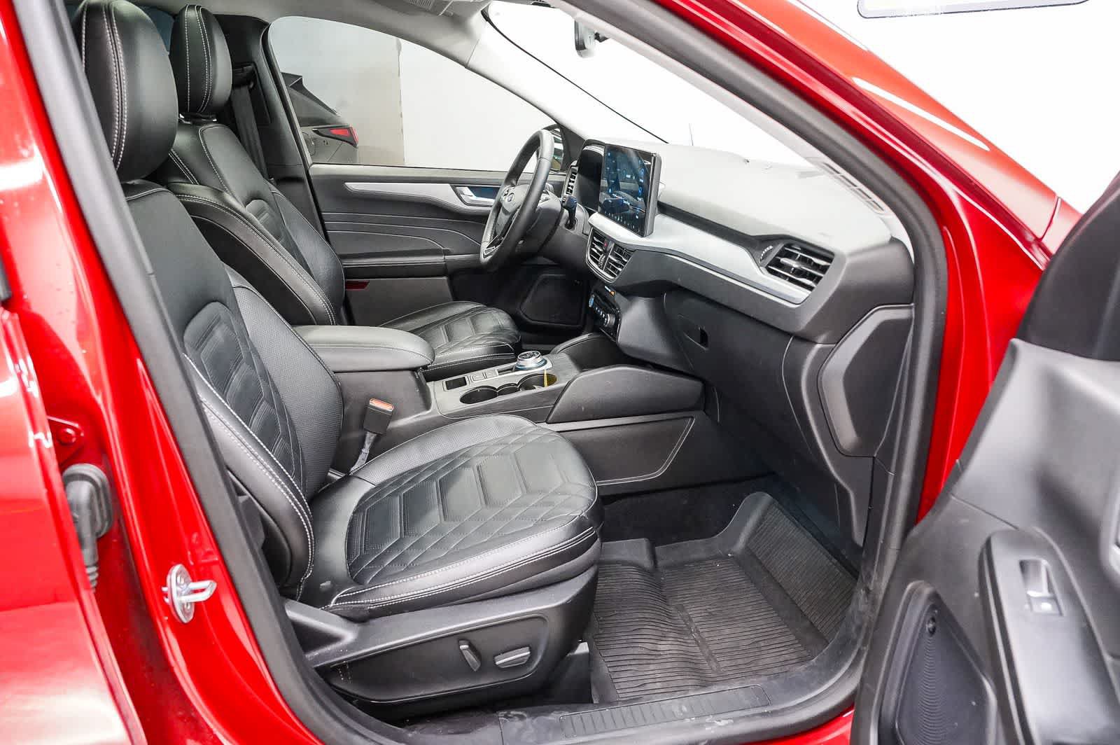 Used 2023 Ford Escape SE w/ PHEV Premium Package FWD image 17