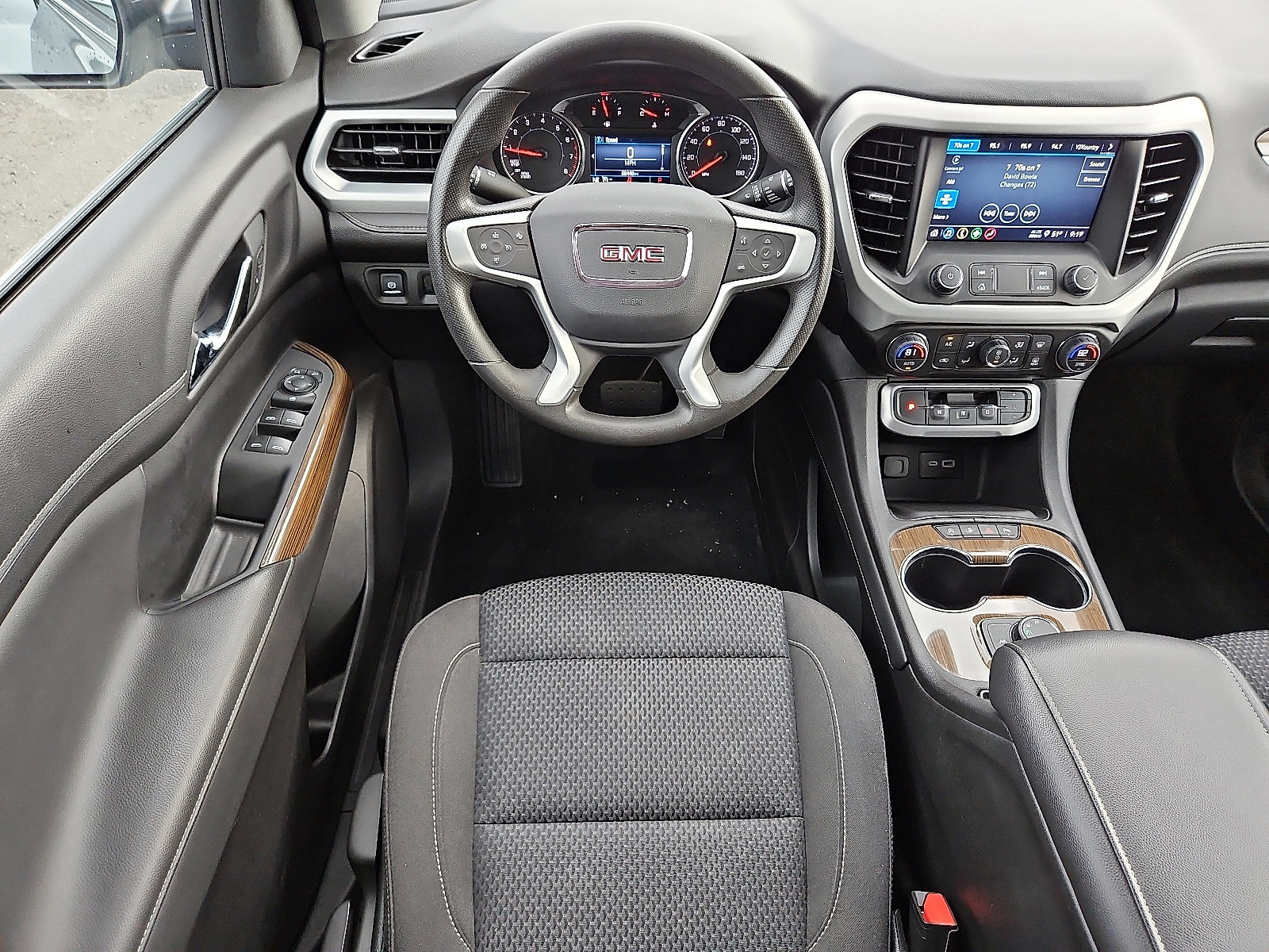 Certified 2023 GMC Acadia SLE image 11