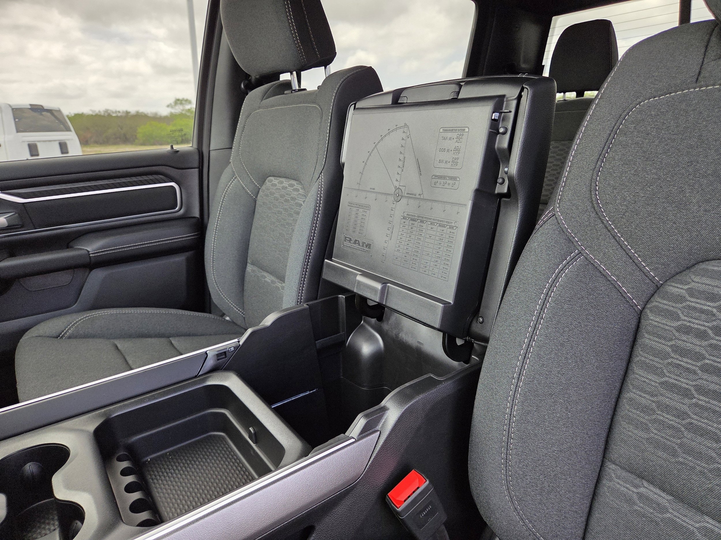 New 2026 RAM 1500 Lone Star AWD/4WD image 29