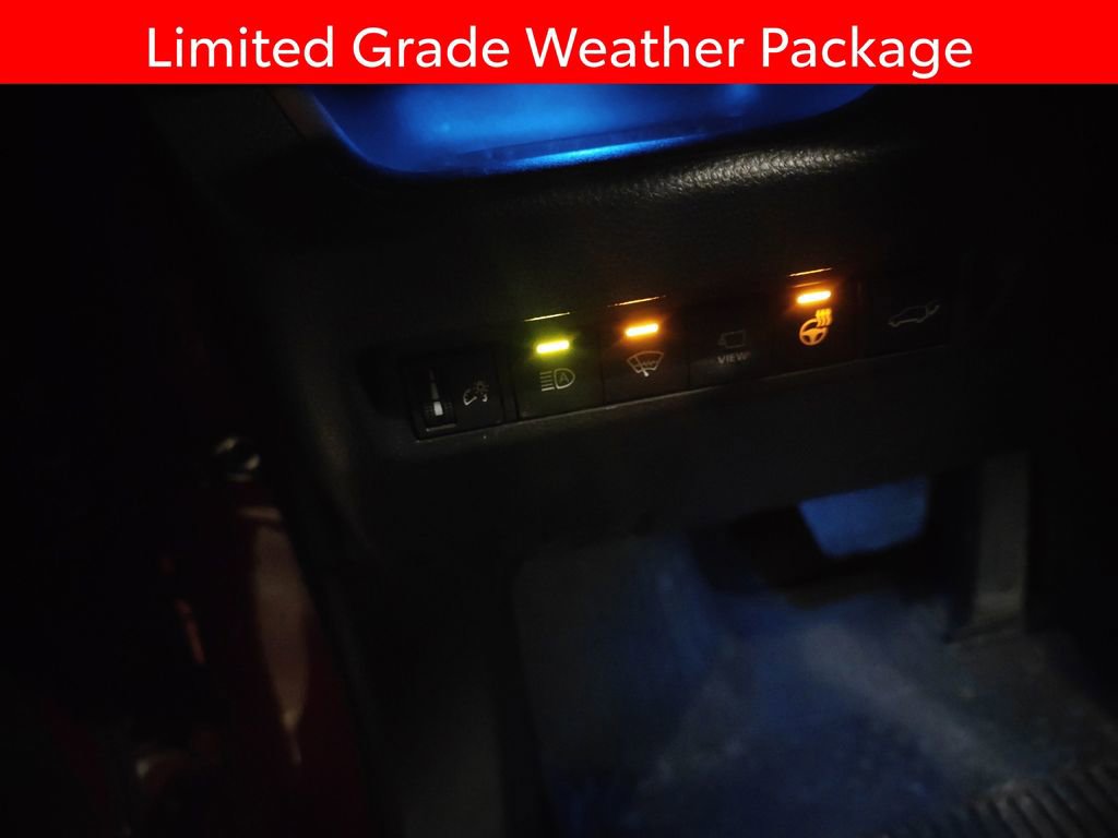 Used 2022 Toyota RAV4 Limited image 8