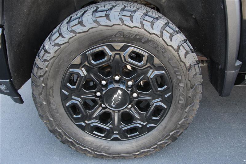 Used 2024 Chevrolet Silverado 2500 High Country w/ High Country Premium Package image 28