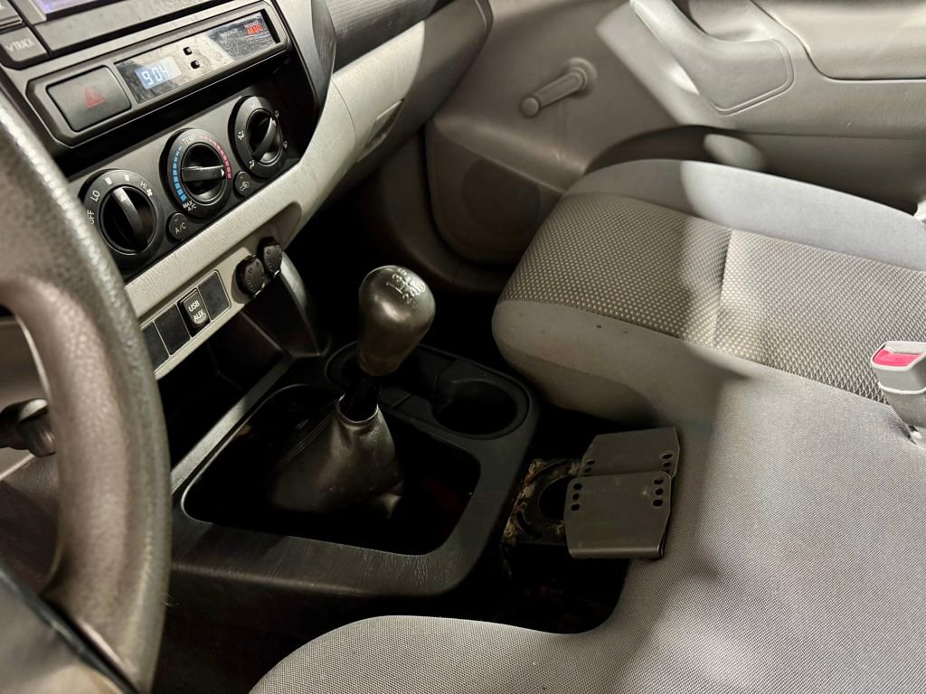Used 2013 Toyota Tacoma 2WD Regular Cab image 19
