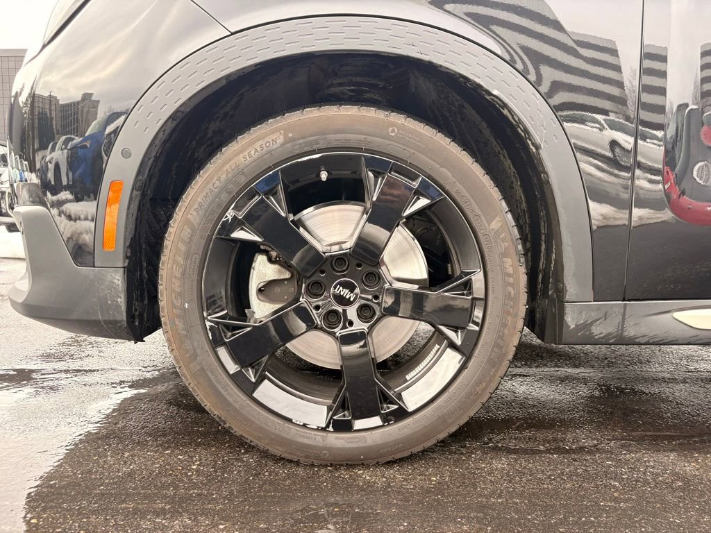 Used 2025 MINI Cooper Countryman S w/ Comfort Package Max image 12