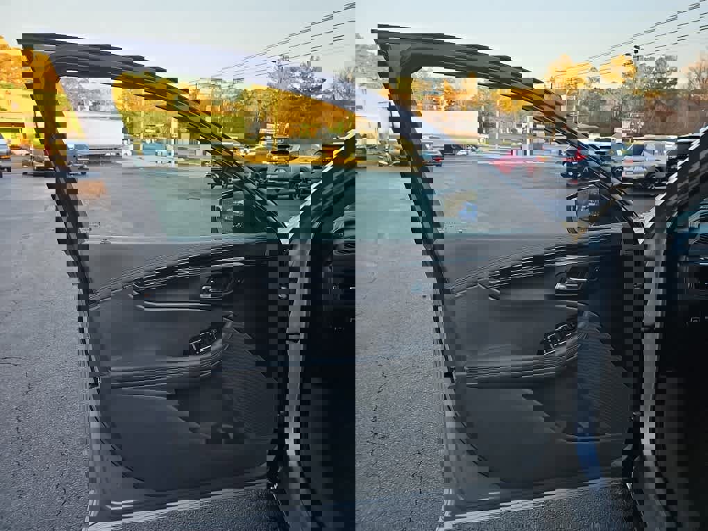 Used 2017 Chevrolet Impala Premier image 15