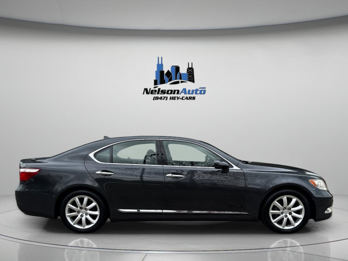 Used 2007 Lexus LS 460 RWD image 3