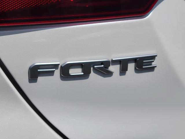 Used 2023 Kia Forte LXS FWD image 21