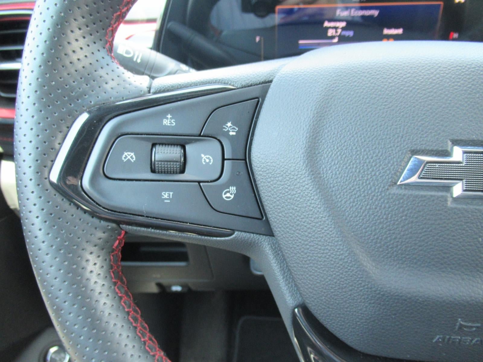 Used 2024 Chevrolet TrailBlazer RS w/ Convenience Package AWD/4WD image 25