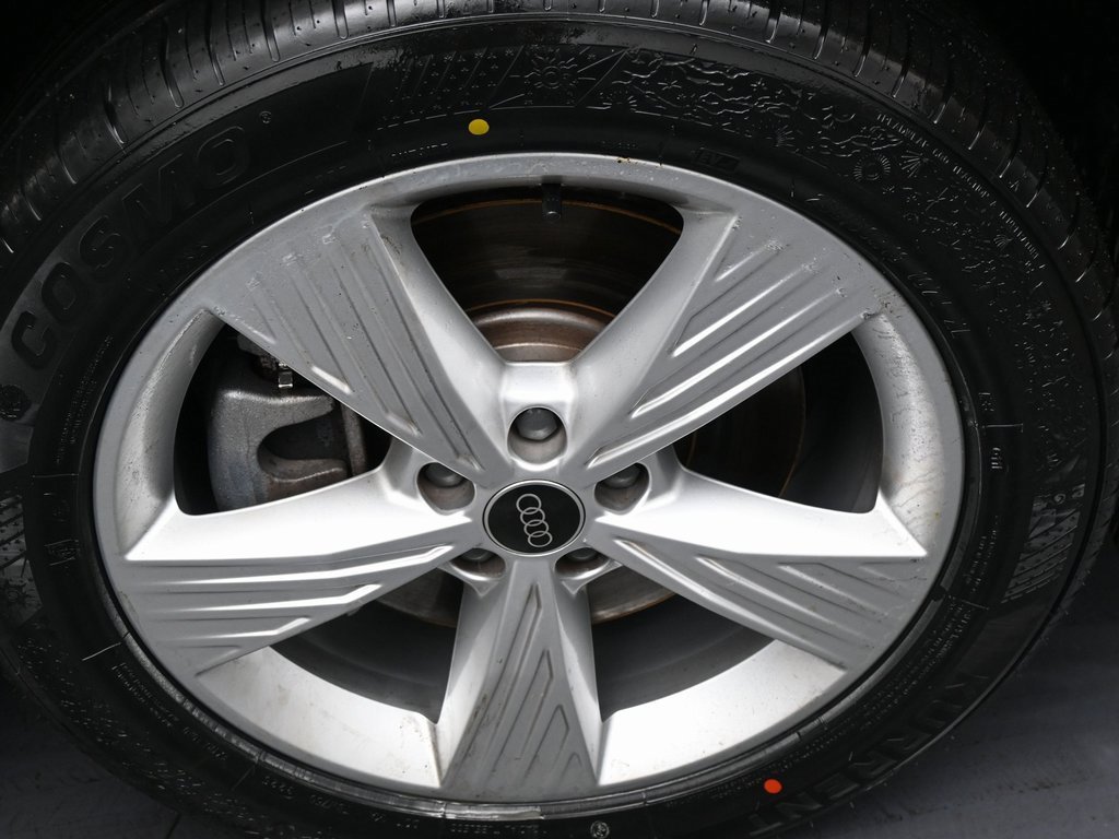 Used 2023 Audi Q4 e-tron Premium Plus w/ Premium Plus image 39