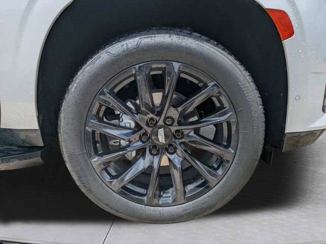 Used 2024 Cadillac Escalade ESV Sport Platinum w/ LPO, ONYX Package AWD/4WD image 11