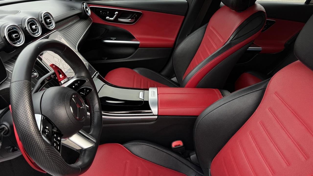 Used 2023 Mercedes-Benz C 300 4MATIC Sedan image 29