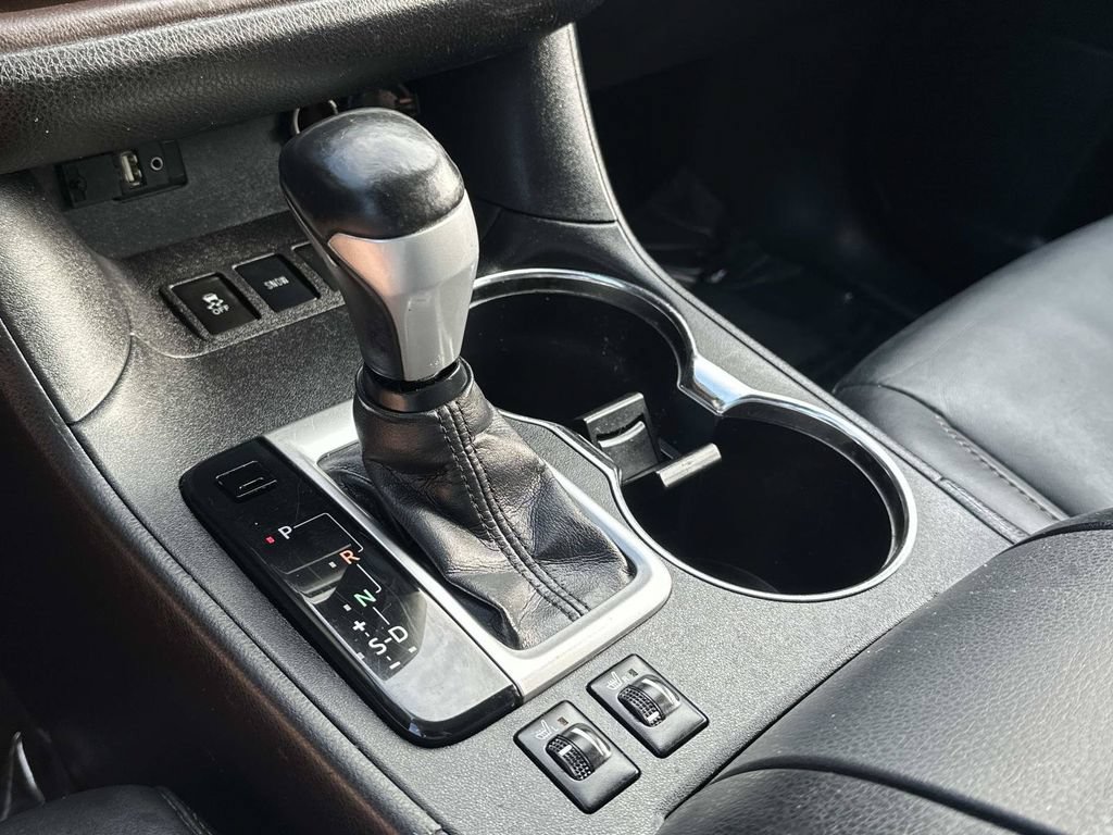 Used 2016 Toyota Highlander XLE FWD image 41