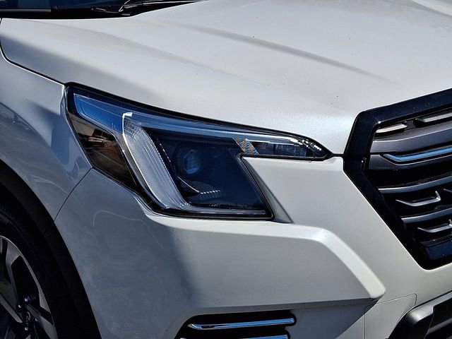 Used 2023 Subaru Forester Touring AWD/4WD image 11