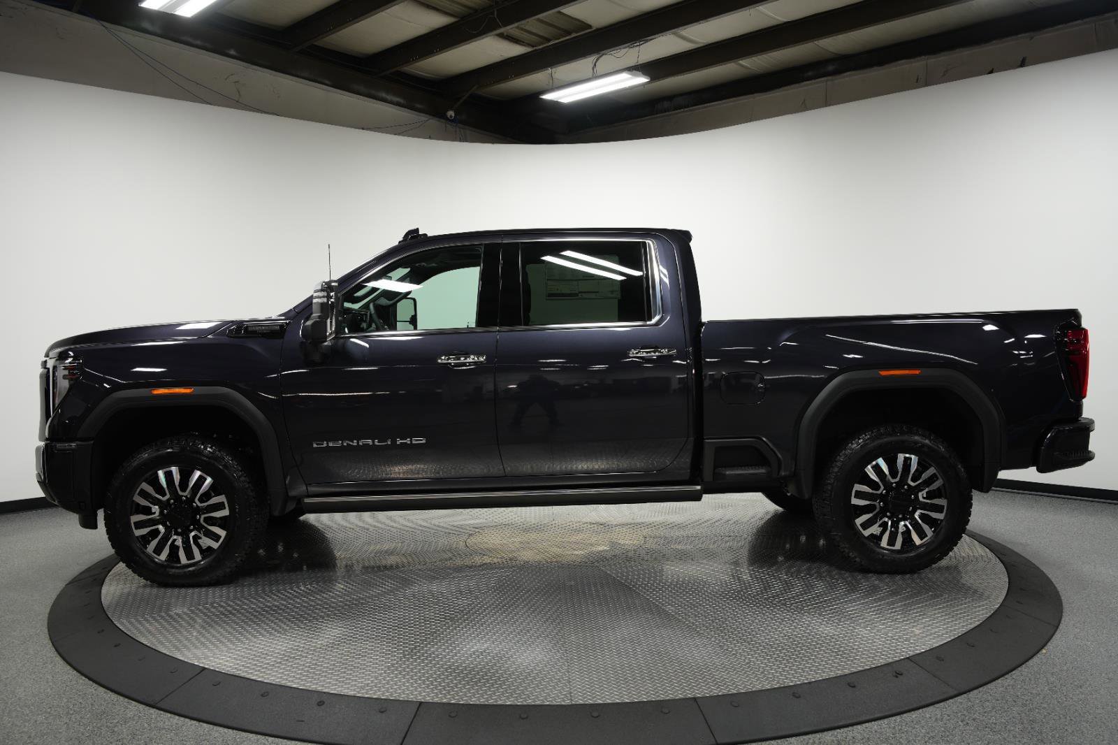 New 2026 GMC Sierra 2500 Denali Ultimate image 6