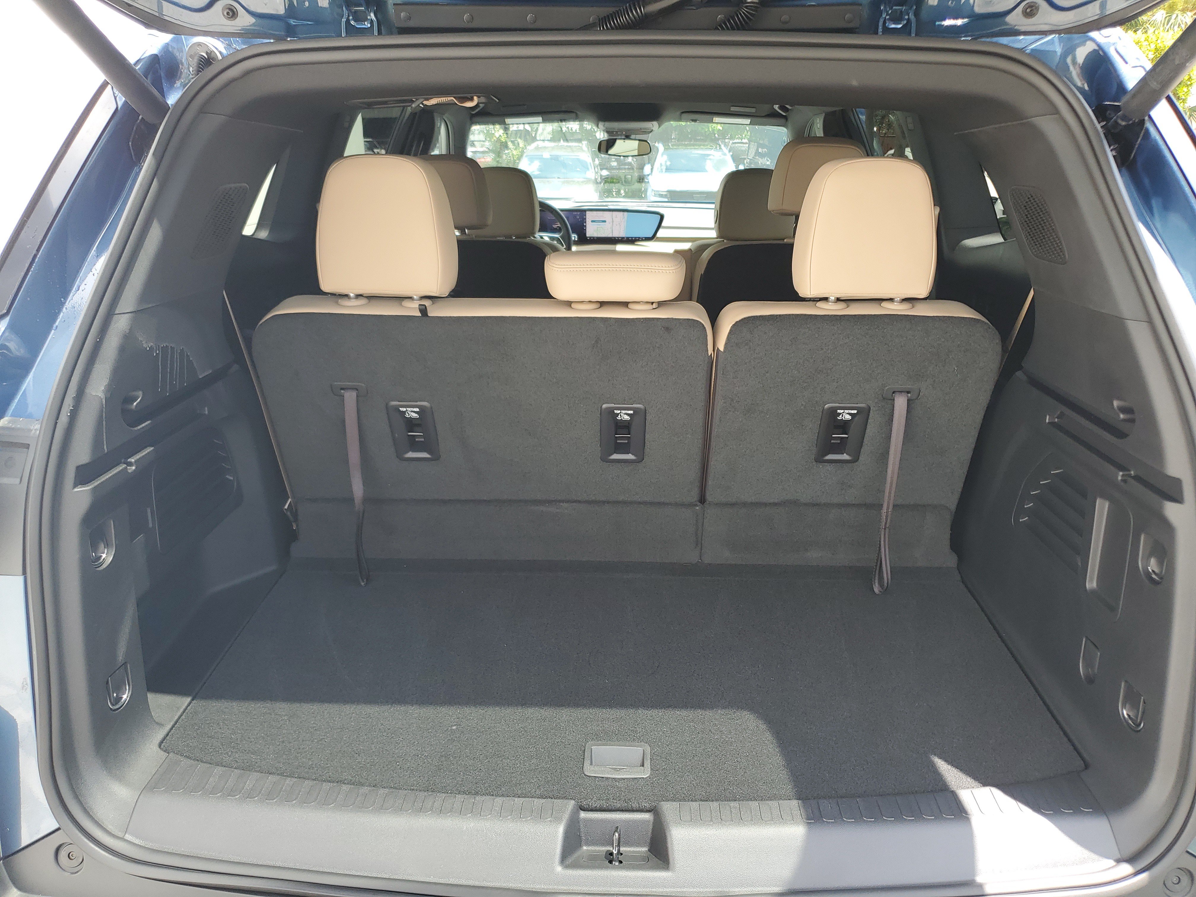 Used 2025 Buick Enclave Preferred FWD image 10