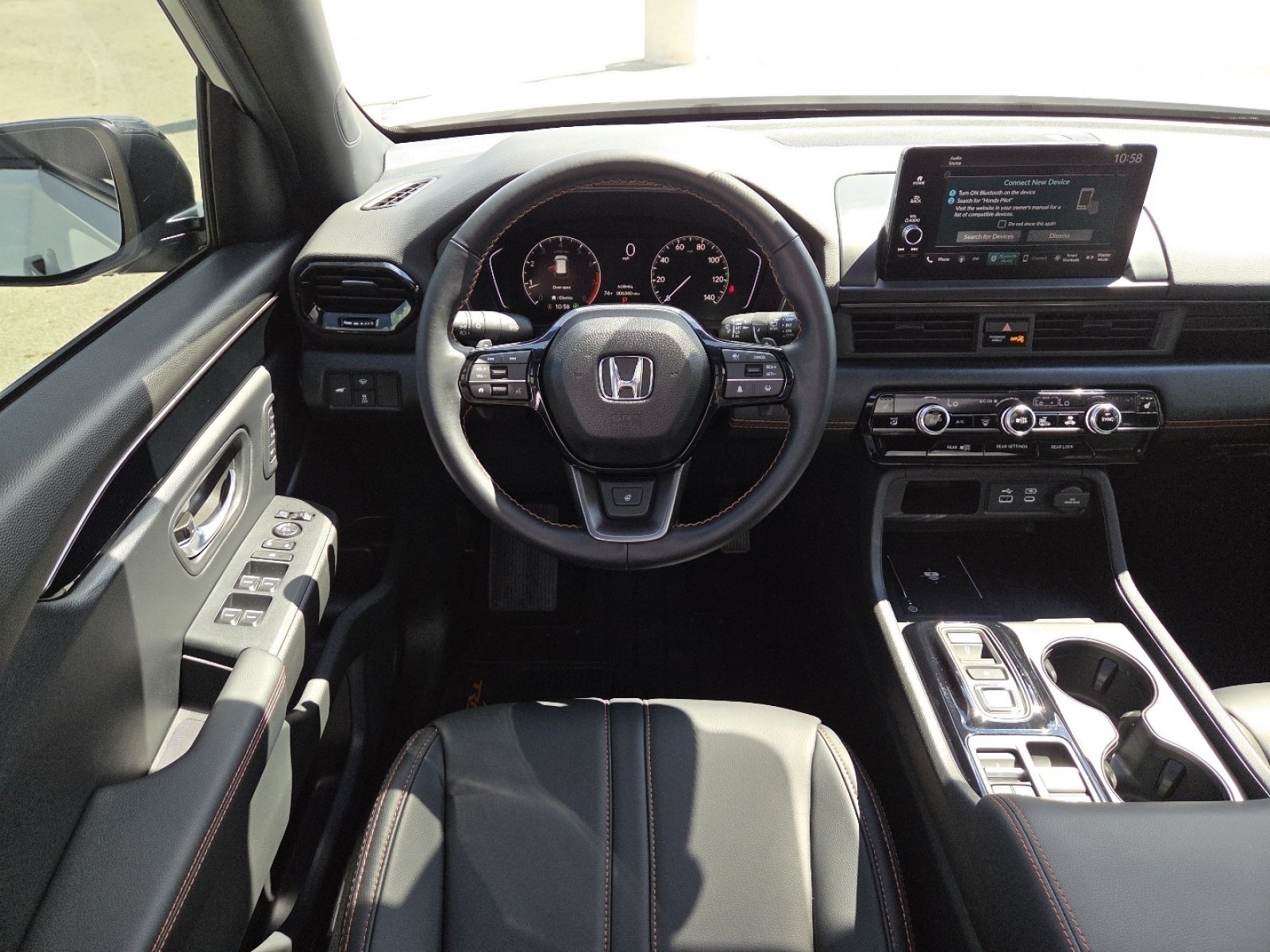 Used 2025 Honda Pilot TrailSport image 27