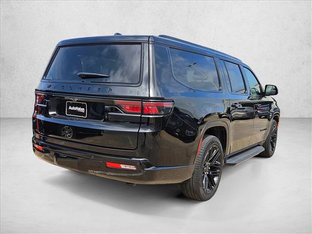 Used 2025 Jeep Wagoneer L Series II w/ Premium Group I AWD/4WD image 5