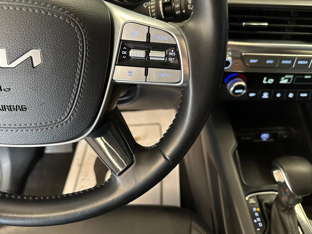 Used 2022 Kia Telluride LX AWD/4WD image 12