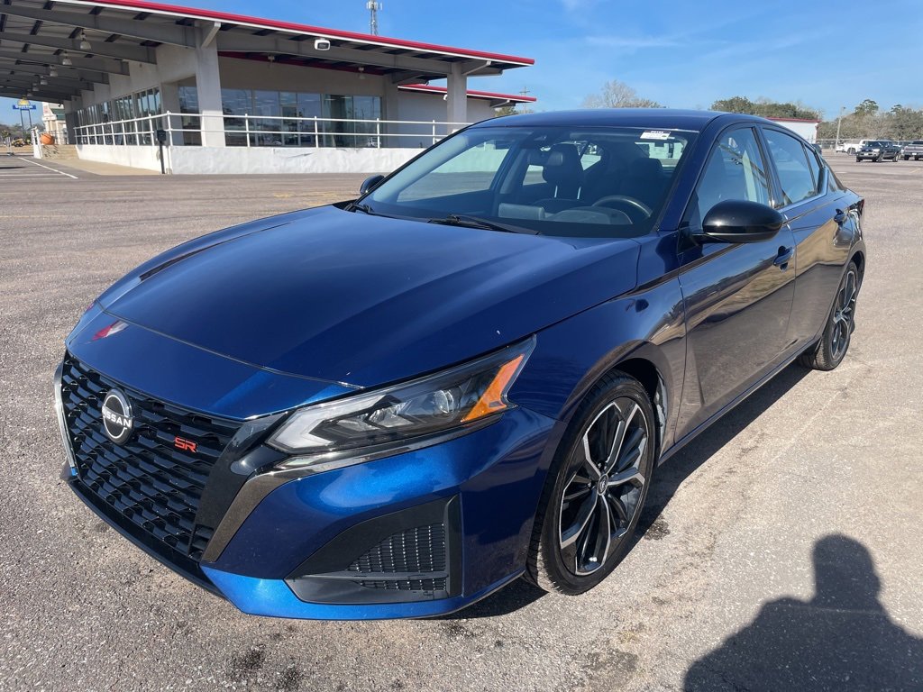 Used 2024 Nissan Altima 2.5 SR image 4