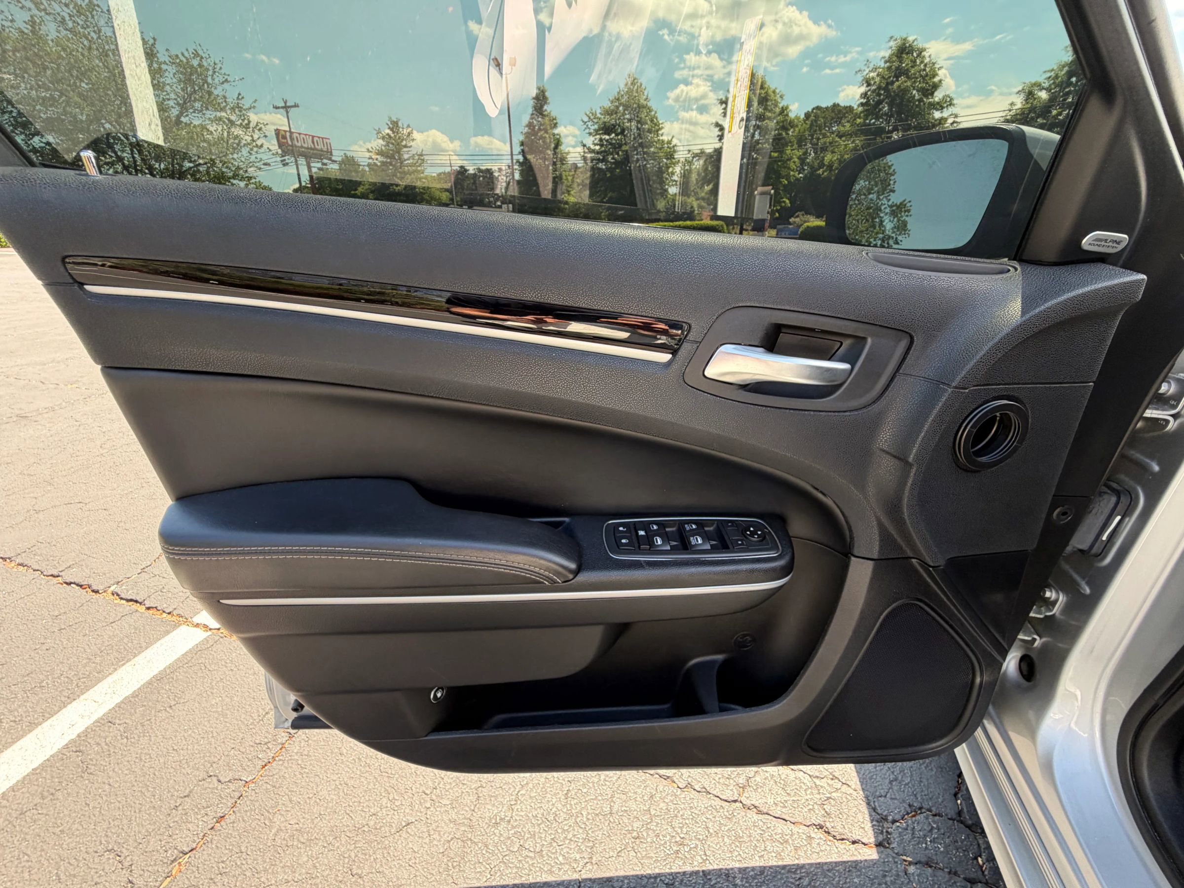 Used 2020 Chrysler 300 S image 13