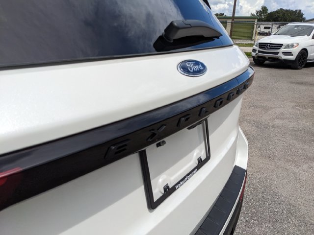 New 2026 Ford Explorer ST-Line w/ Premium Package RWD image 11