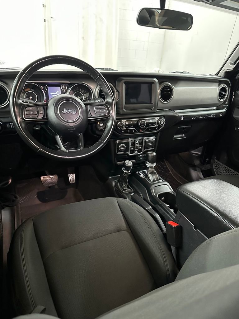 Used 2022 Jeep Wrangler Unlimited Sport image 27