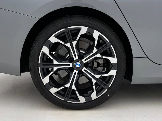 Certified 2026 BMW 330i xDrive Sedan w/ Premium Package AWD/4WD image 29