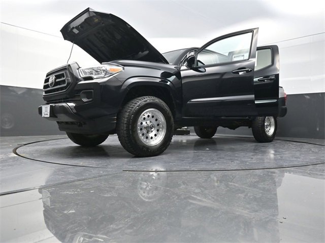 Used 2020 Toyota Tacoma SR image 27