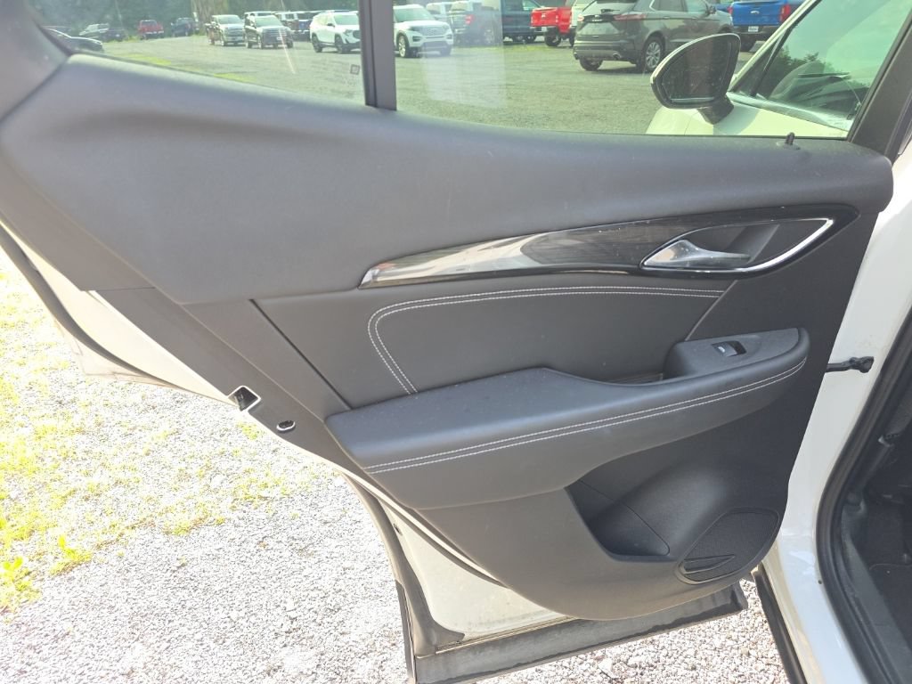Used 2022 Buick Envision Preferred FWD image 15