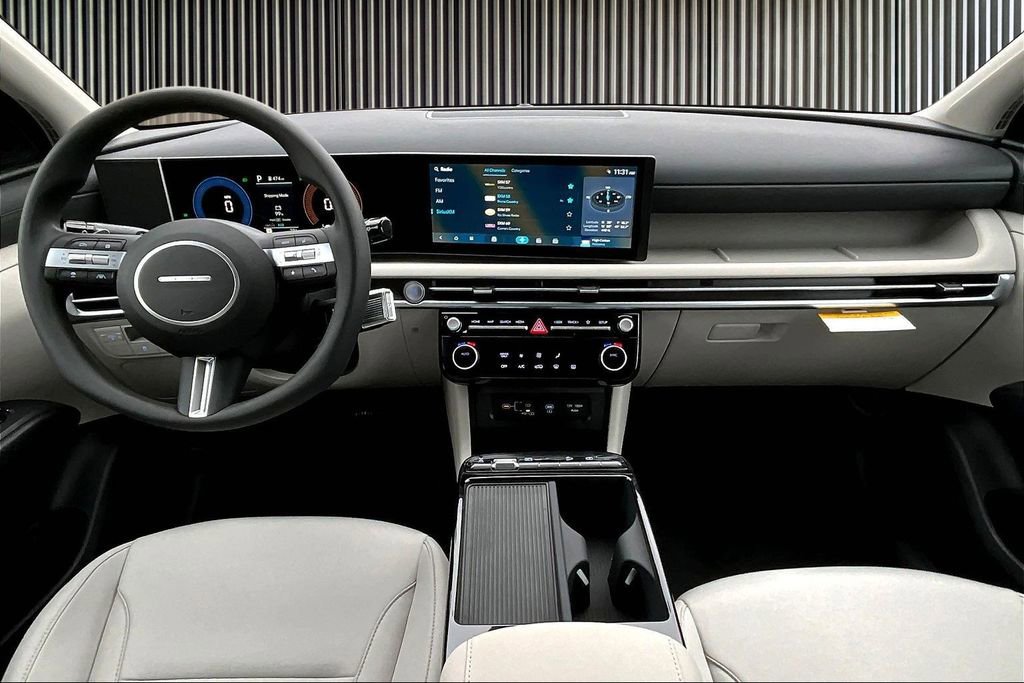 New 2026 Hyundai Tucson Blue SE image 6