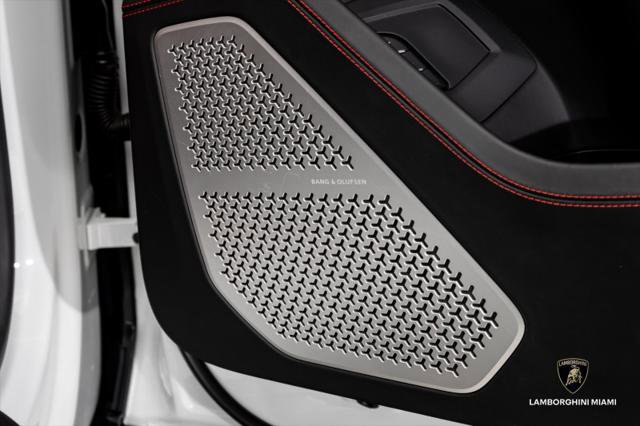 Used 2022 Lamborghini Urus image 39