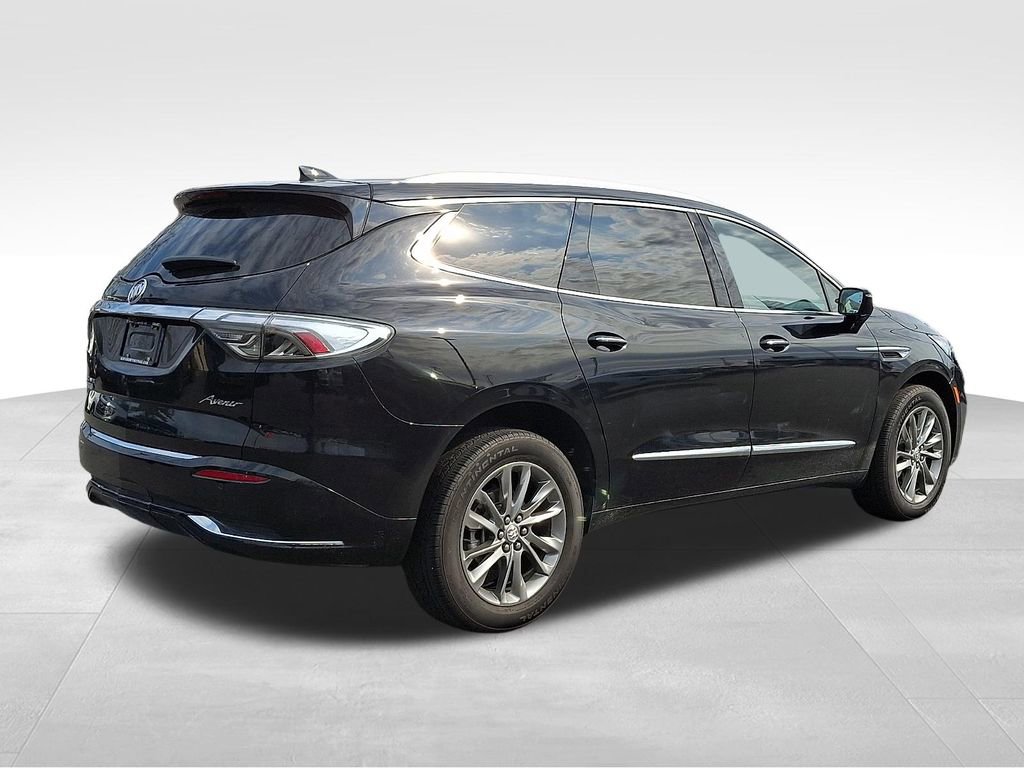 Used 2024 Buick Enclave Avenir w/ Avenir Technology Package image 6
