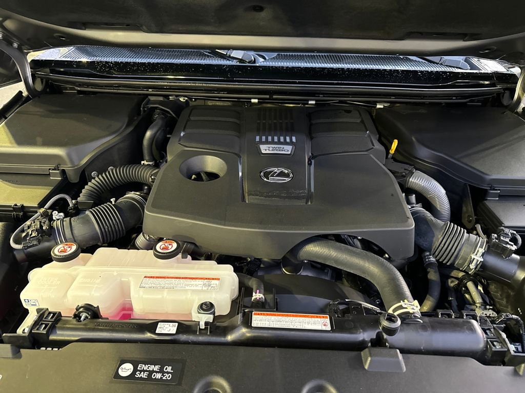 Used 2024 Lexus GX 550 w/ Accessory Package (2T) AWD/4WD image 22