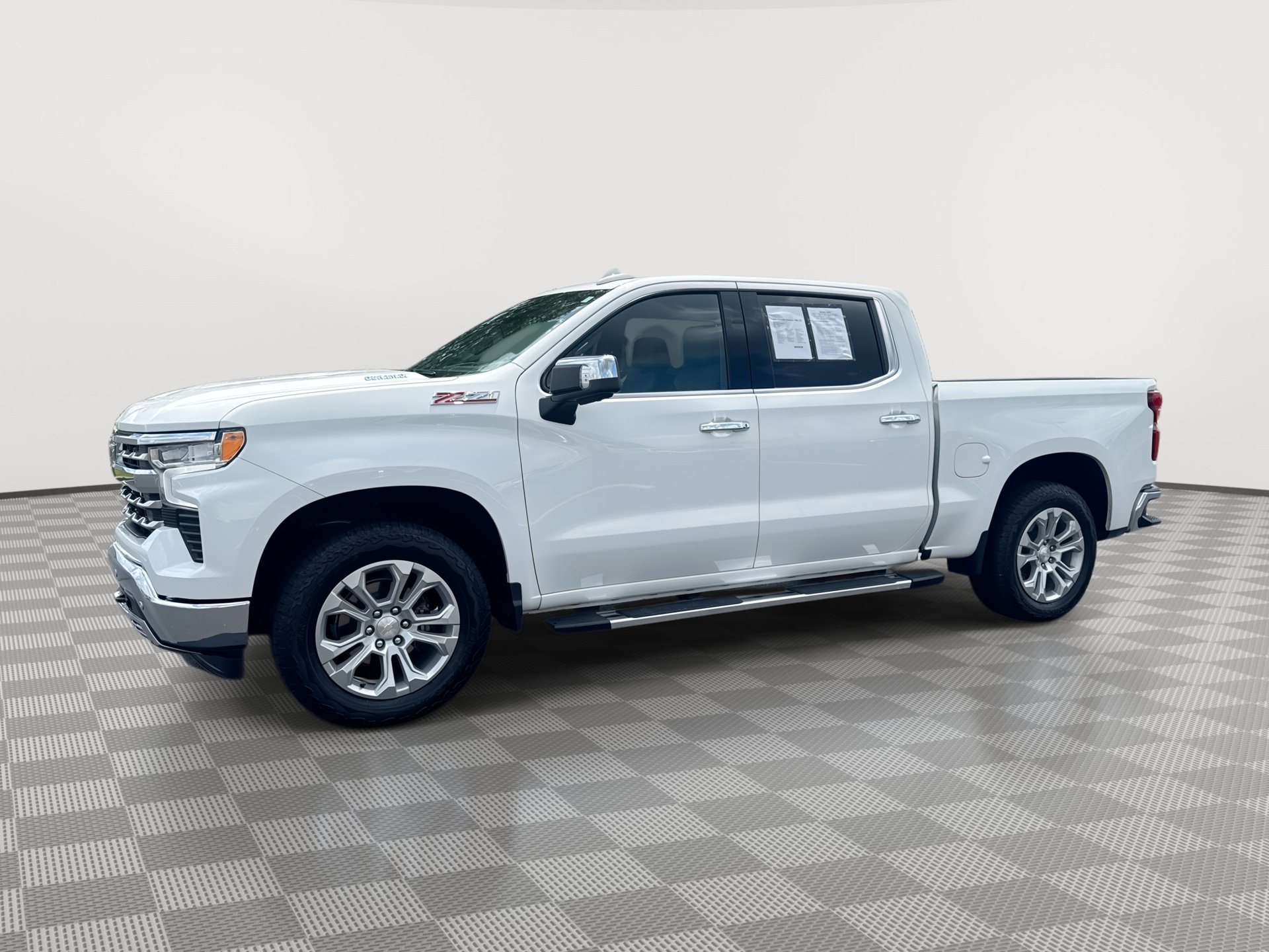 Certified 2025 Chevrolet Silverado 1500 LTZ w/ LTZ Premium Package