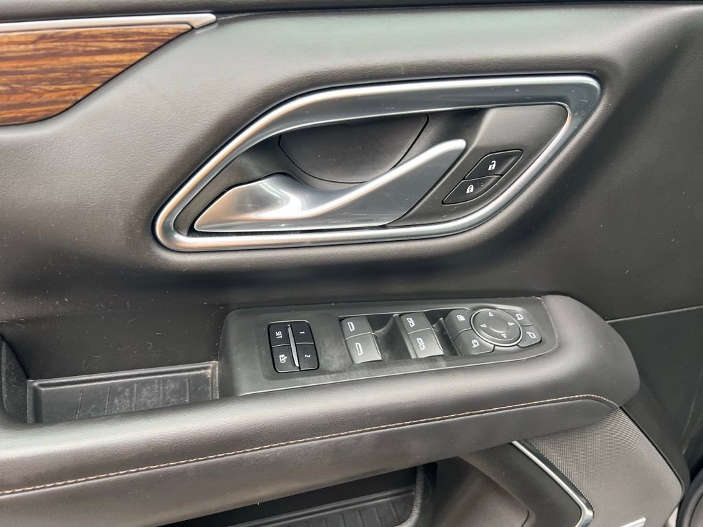 Used 2021 Chevrolet Suburban High Country w/ Premium Package 2 image 16