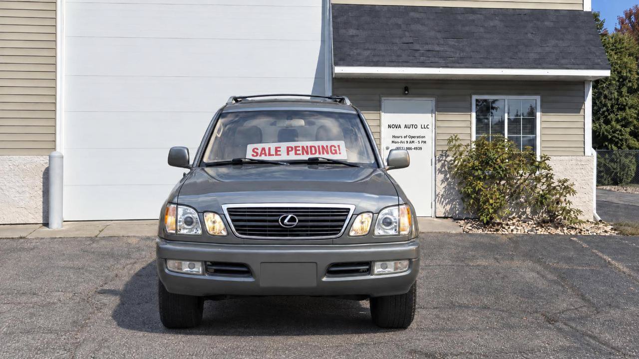 Used 2002 Lexus LX 470 4WD image 1