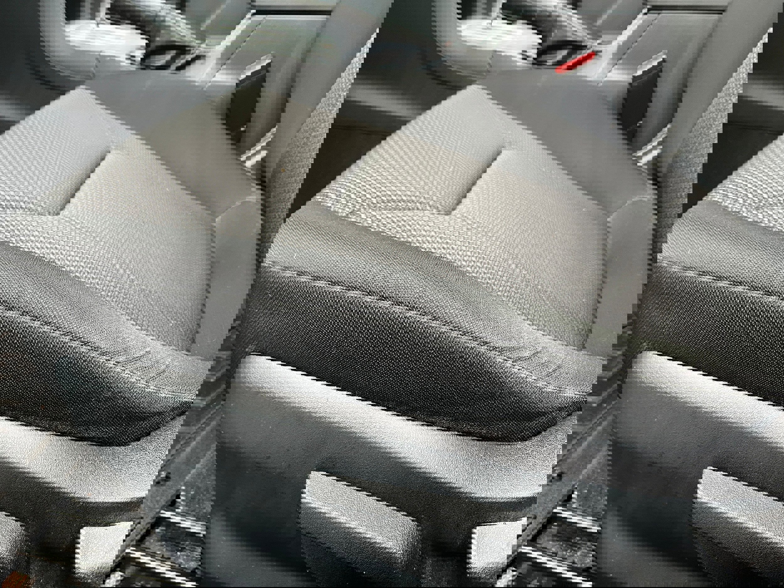 Used 2018 Subaru Impreza 2.0i Premium image 9